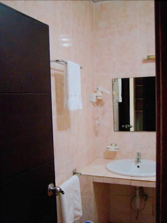 Imagen de la habitación del Hotel Lungi Airport. Foto 2