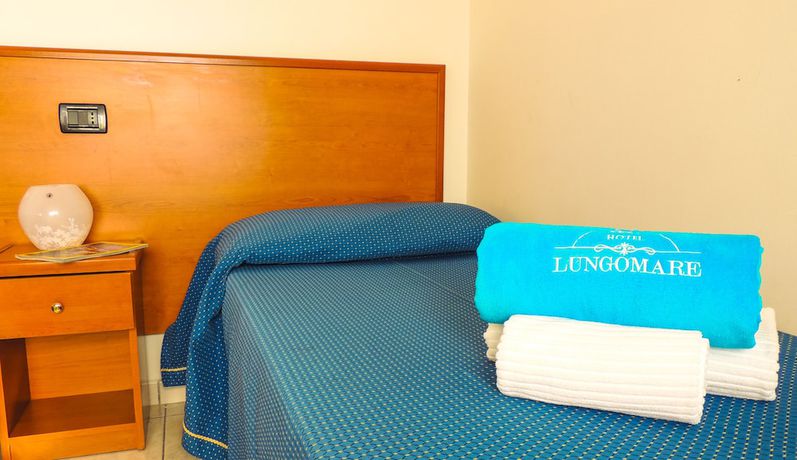 Imagen de la habitación del Hotel Lungomare, Reggio di Calabria. Foto 9