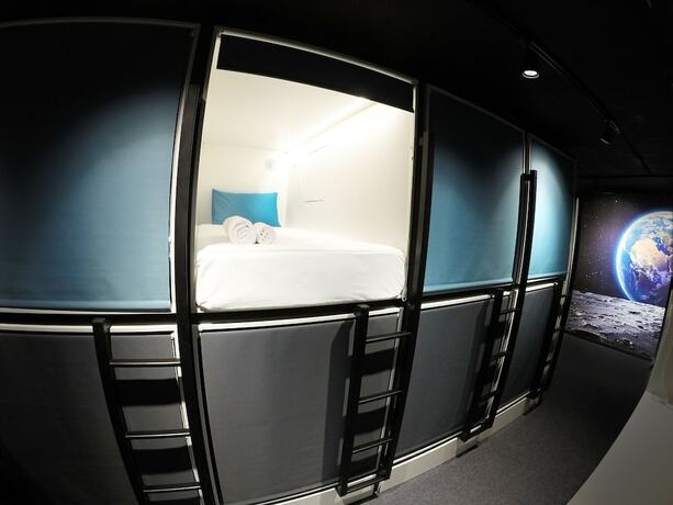 Imagen de la habitación del Hotel Lunohod Capsule Hostel. Foto 12