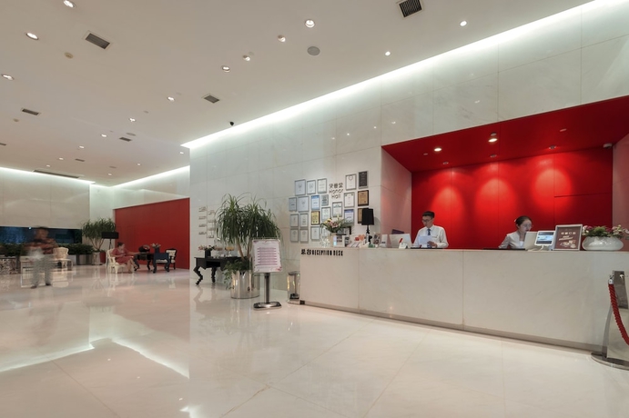 Imagen de los interiores del Hotel Luoyang Christian's. Foto 18