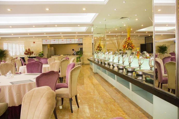 Imagen del bar/restaurante del Hotel Luoyang Peony. Foto 2