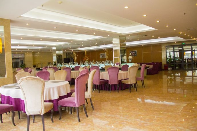Imagen del bar/restaurante del Hotel Luoyang Peony. Foto 4