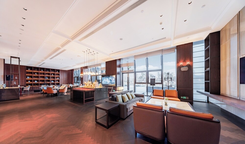 Imagen de los interiores del Hotel Luoyang Yishui Grand Hotel. Foto 15