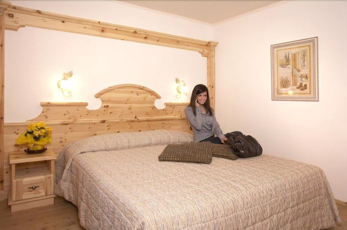 Imagen de la habitación del Hotel Lupo Bianco Wellness and Walking. Foto 12