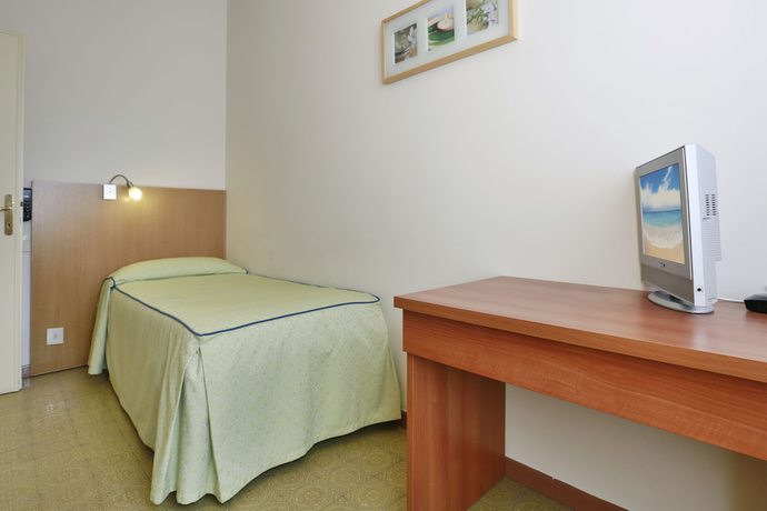 Imagen de la habitación del Hotel Lupori. Foto 4