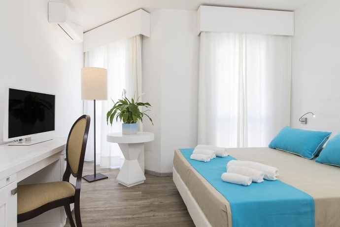 Imagen de la habitación del Hotel Lu&rsquo; Maladroxia. Foto 7