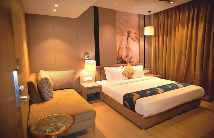 Imagen de la habitación del Hotel Lush Premier. Foto 4