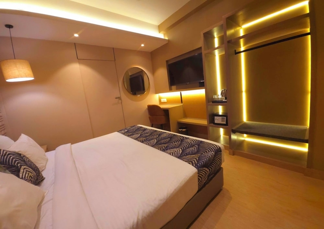 Imagen de la habitación del Hotel Lush Premier. Foto 12
