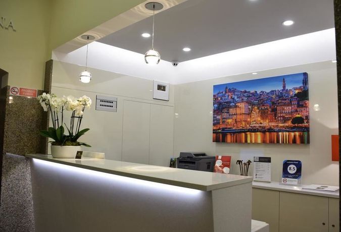 Imagen de los interiores del Hotel Lusitana. Foto 12