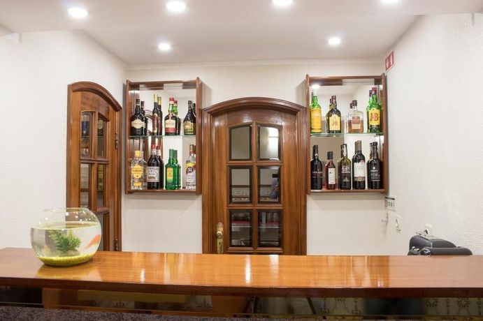 Imagen de los interiores del Hotel Lusitana. Foto 17