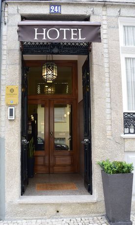 Imagen de los interiores del Hotel Lusitana. Foto 18