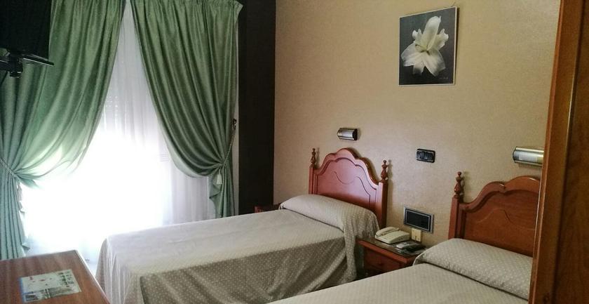 Imagen general del Hotel Lusitania, Mérida. Foto 8