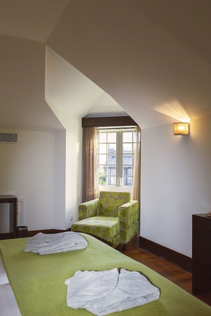 Imagen de la habitación del Hotel Lusitano. Foto 15