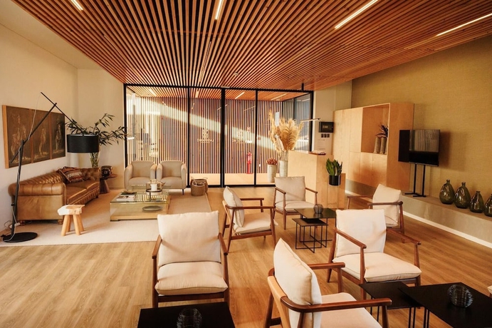 Imagen de los interiores del Hotel Lusitano Garden Villas. Foto 9