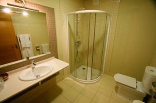 Imagen de la habitación del Hotel Lusitano, Lobios. Foto 4