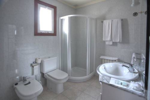 Imagen de la habitación del Hotel Lusitano, Lobios. Foto 7