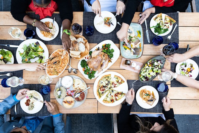 Imagen del bar/restaurante del Hotel Luskin. Foto 5