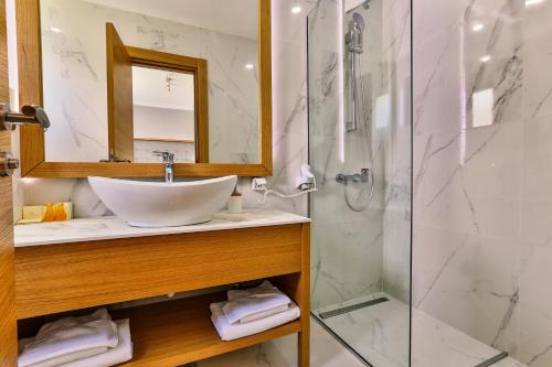 Imagen de la habitación del Hotel Lusso Mare by Aycon, Becici. Foto 8
