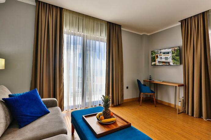 Imagen general del Hotel Lusso Mare by Aycon, Budva. Foto 11