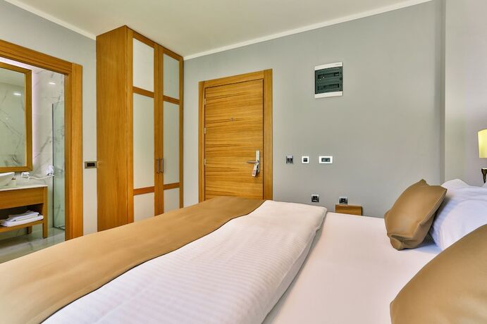 Imagen general del Hotel Lusso Mare by Aycon, Budva. Foto 12