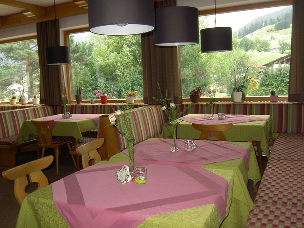 Imagen del bar/restaurante del Hotel Lusspark. Foto 3