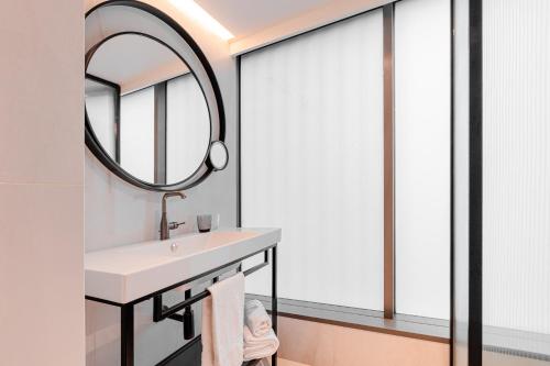 Imagen de la habitación del Hotel Luster. Foto 19