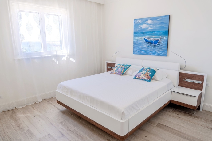 Imagen de la habitación del Hotel Lustica Bay. Foto 12