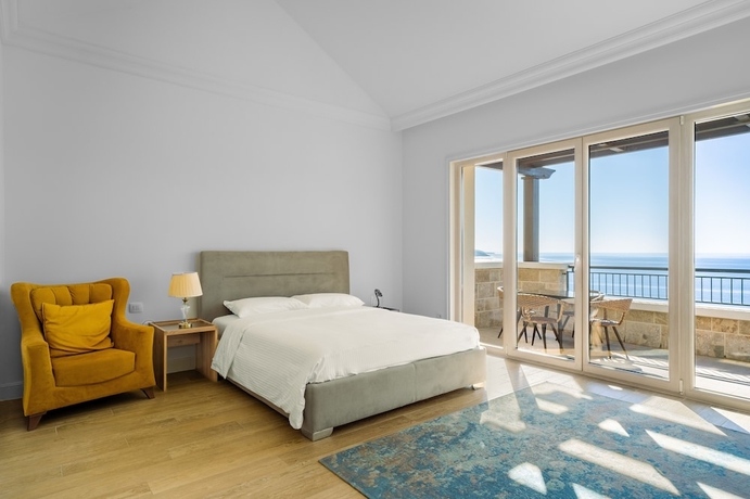 Imagen de la habitación del Hotel Lustica Bay. Foto 18