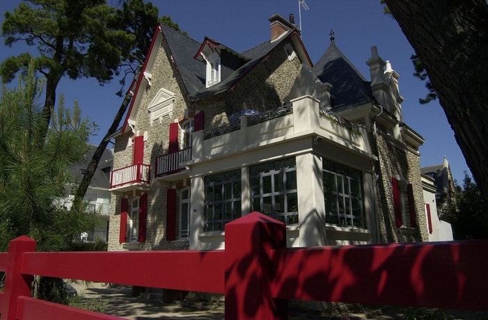 Imagen general del Hotel Lut&eacute;tia and Spa La Baule. Foto 2