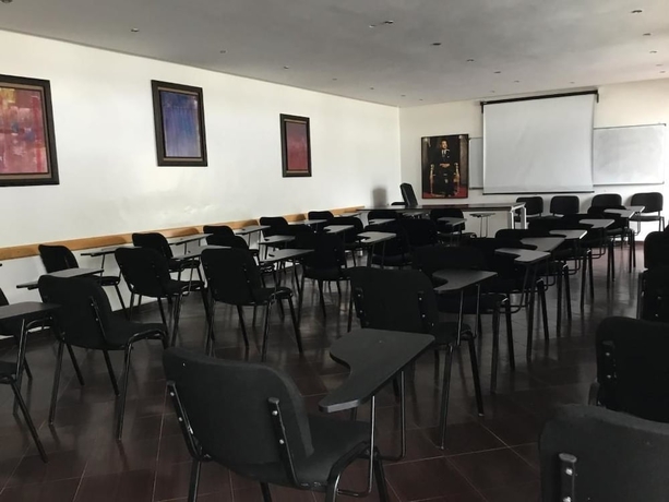 Imagen de los interiores del Hotel Lutece. Foto 16