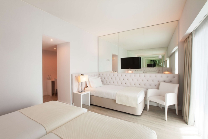 Imagen de la habitación del Hotel Lutecia Smart Design. Foto 21