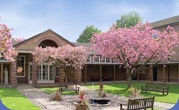 Imagen general del Hotel Luther King House. Foto 8