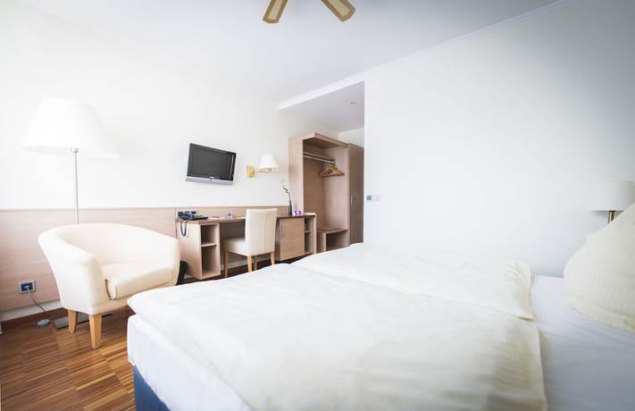 Imagen de la habitación del Hotel L&uuml;cke. Foto 13