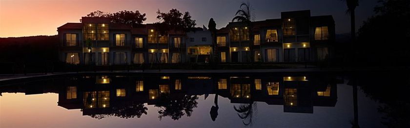 Imagen general del Hotel Luwansa Beach Resort. Foto 1