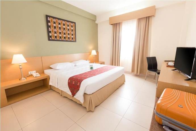 Imagen de la habitación del Hotel Luwansa Hotel. Foto 15