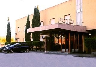 Imagen general del Hotel Lux, Alovera. Foto 1