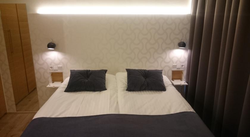 Imagen de la habitación del Hotel Lux Apart. Foto 4