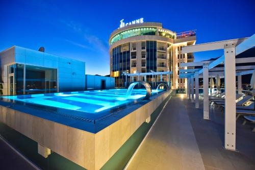 Imagen general del Hotel Lux Apartments Sunrior. Foto 4