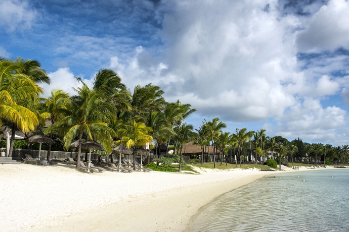 Imagen de los exteriores del Hotel Lux Belle Mare. Foto 3