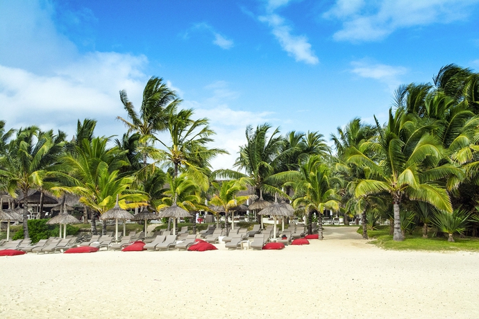 Imagen de los exteriores del Hotel Lux Belle Mare. Foto 10