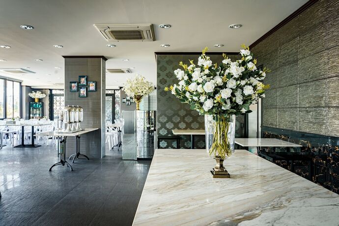 Imagen del bar/restaurante del Hotel Lux Boutique. Foto 15