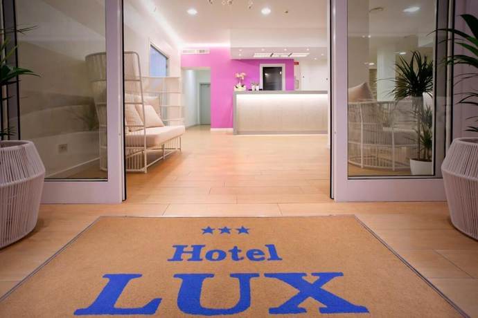 Imagen de los interiores del Hotel Lux, Caorle. Foto 20