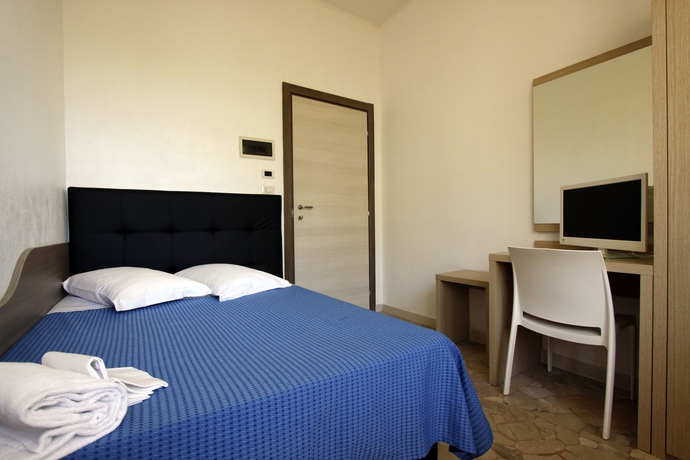 Imagen de la habitación del Hotel Lux Durante. Foto 15