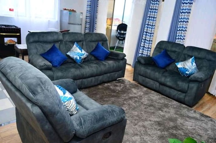 Imagen general del Hotel Lux Furnished Apartment. Foto 2