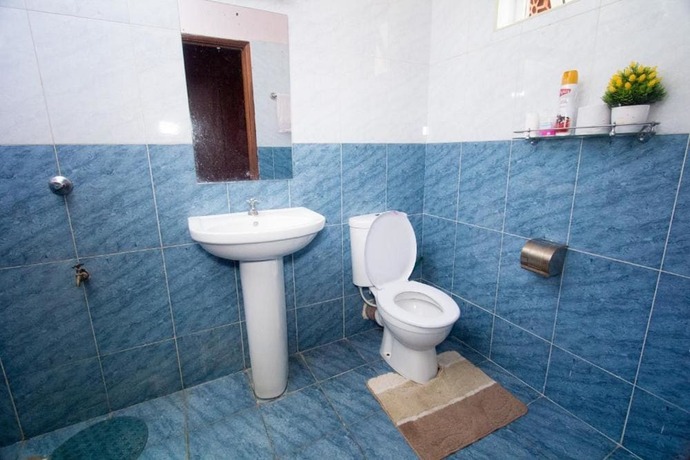 Imagen general del Hotel Lux Furnished Apartment. Foto 3