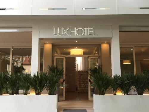 Imagen general del Hotel Lux, Gabicce Mare. Foto 1