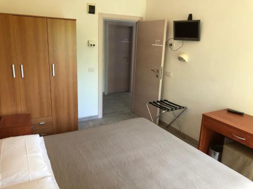 Imagen general del Hotel Lux, Gabicce Mare. Foto 7