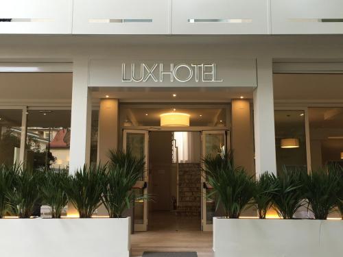 Imagen general del Hotel Lux, Gabicce Mare. Foto 15