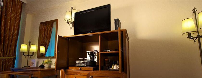 Imagen de la habitación del Hotel Lux Garden. Foto 8