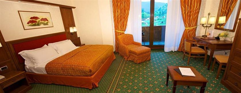 Imagen de la habitación del Hotel Lux Garden. Foto 9